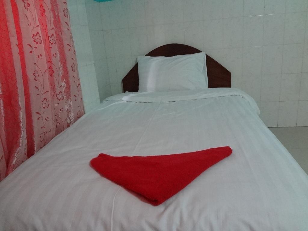 Capitol 3 Guesthouse Phnom Penh Exterior foto