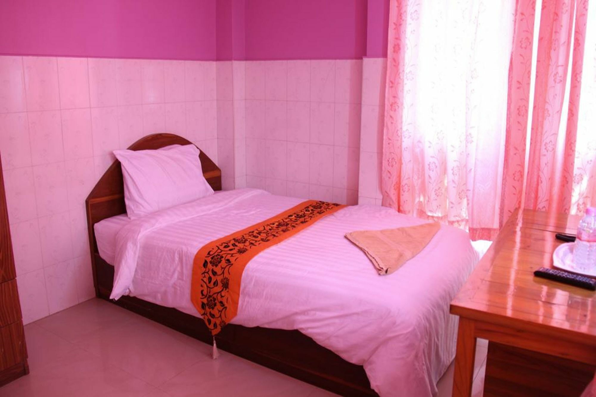 Capitol 3 Guesthouse Phnom Penh Exterior foto